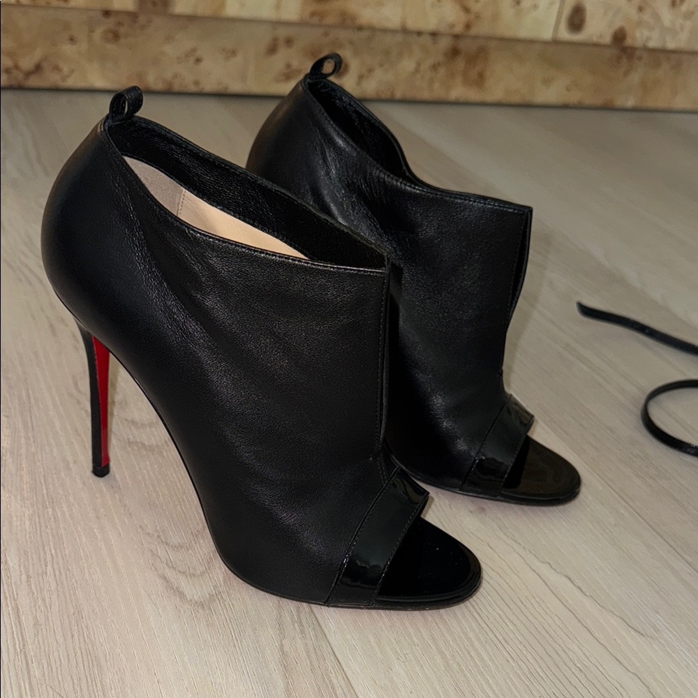 Christian Louboutin Black Leather Heels - Picture 7 of 14
